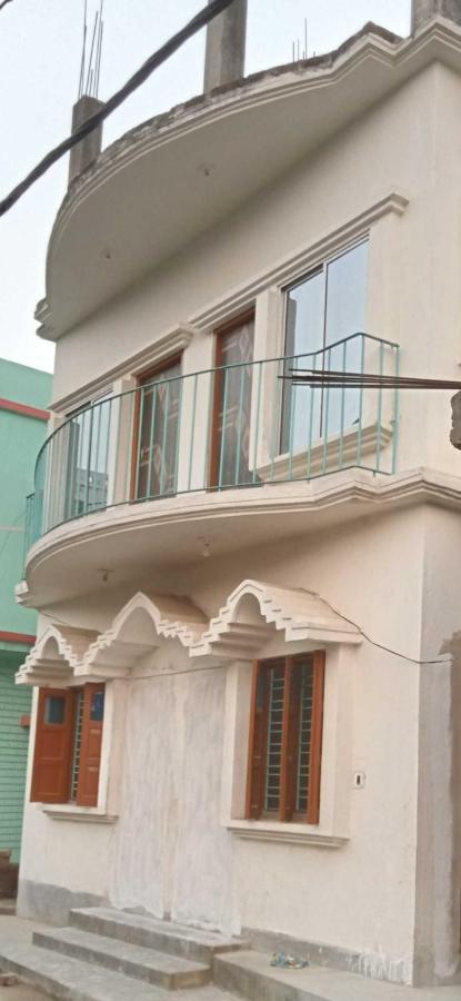 Hotel O Galaxy Inn Колката Екстериор снимка